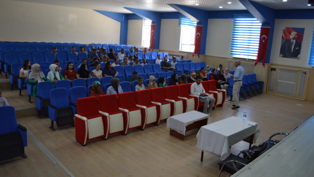 Ortaokul Zümre Başkanları Toplantısı Yapıldı