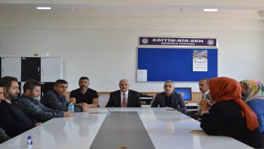 ŞEHİT MEHMET YERLİKAYA ANADOLU İMAM HATİP LİSESİ ZİYARET EDİLDİ